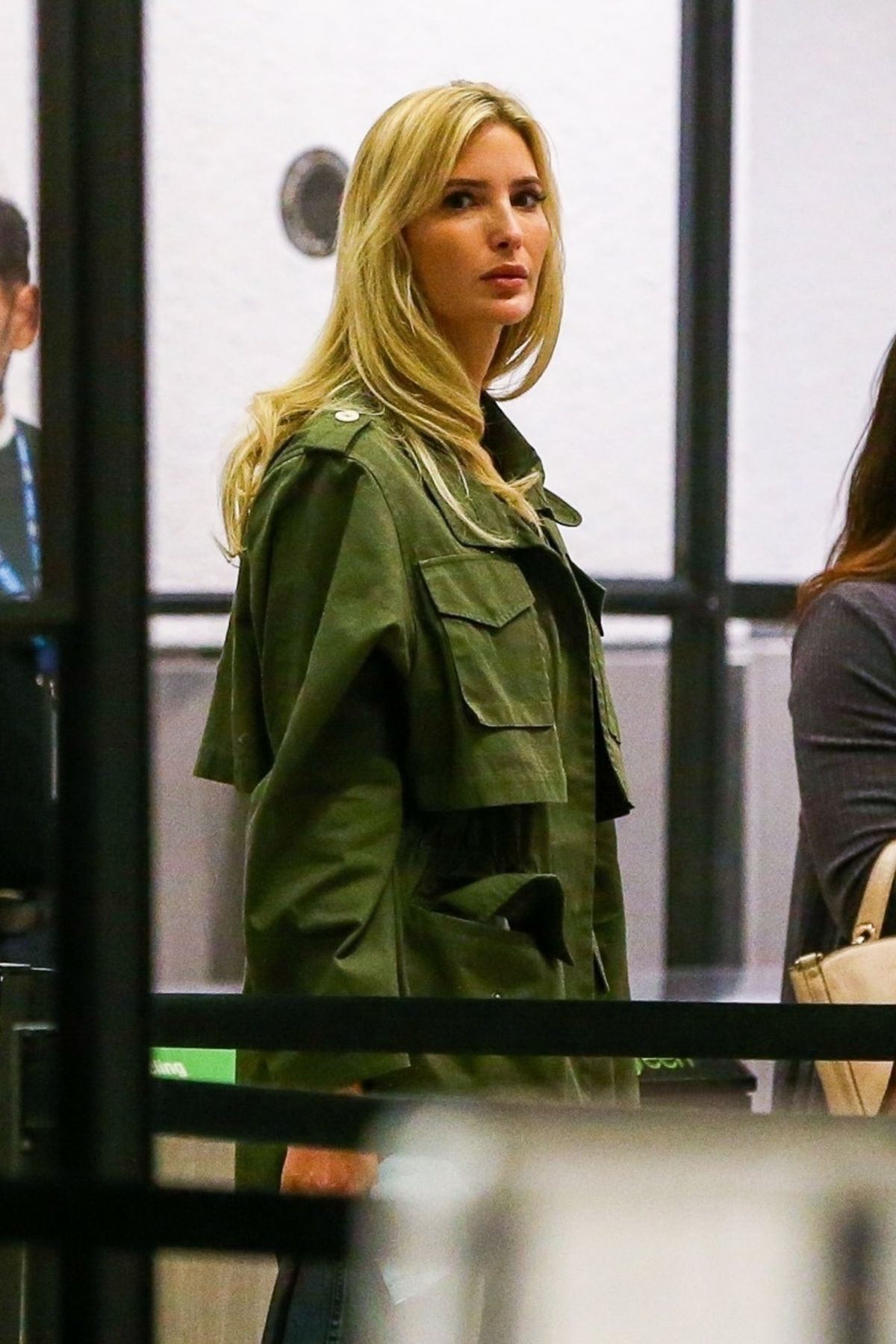 IVANKA TRUMP Arrives at Miami International Airport 10/23/2022 – HawtCelebs