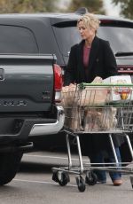 AMY ROBACH and TJ Holmes Out Shopping in Miami 12/26/2022