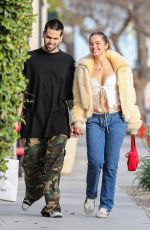 ADDISON RAE and Omer Fedi Out Shopping on Melrose Place in Los Angeles 01/12/2023
