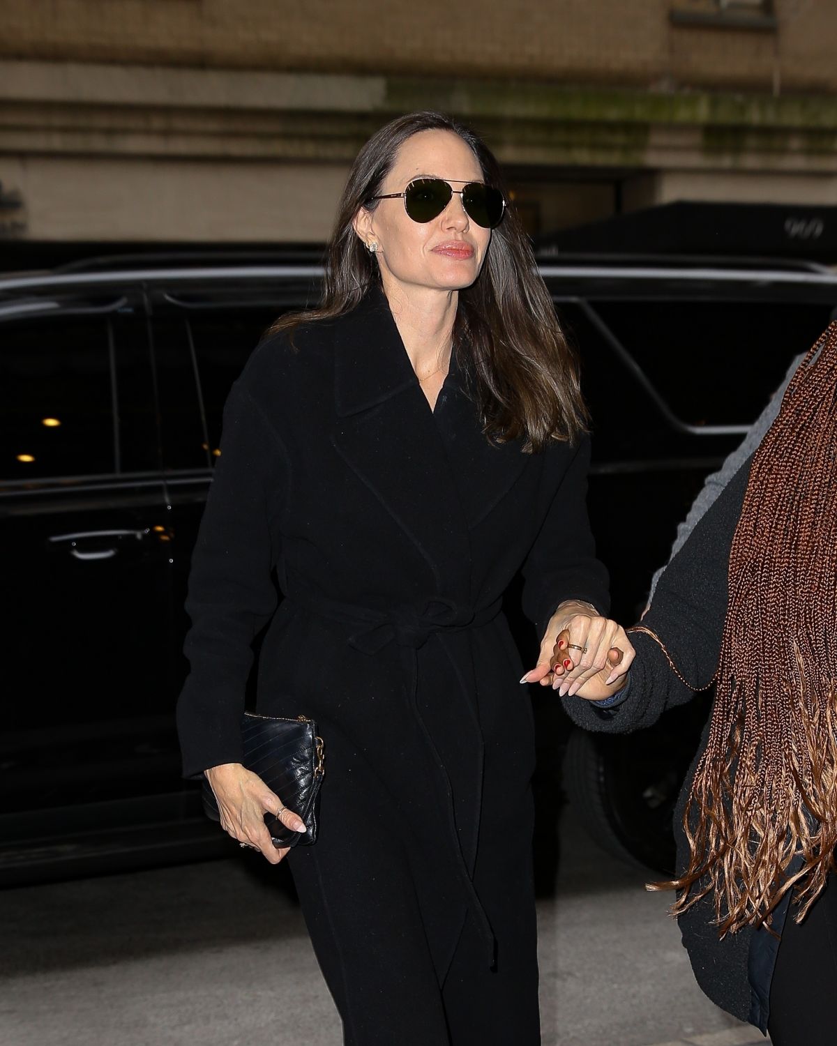 ANGELINA JOLIE Arrives at Her Hotel in New York 01/11/2023 – HawtCelebs