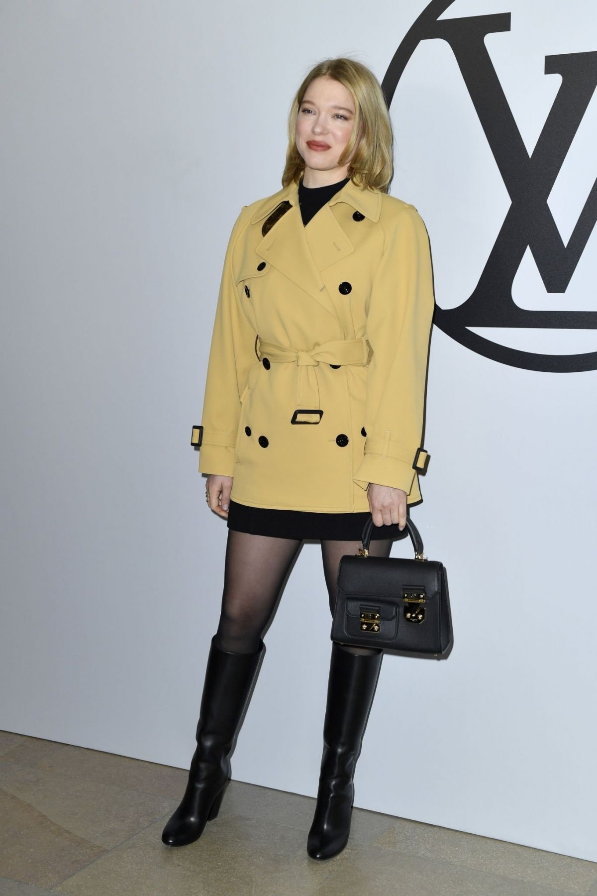 Lea Seydoux attends the Louis Vuitton Fall/Winter 2023-2024 ready