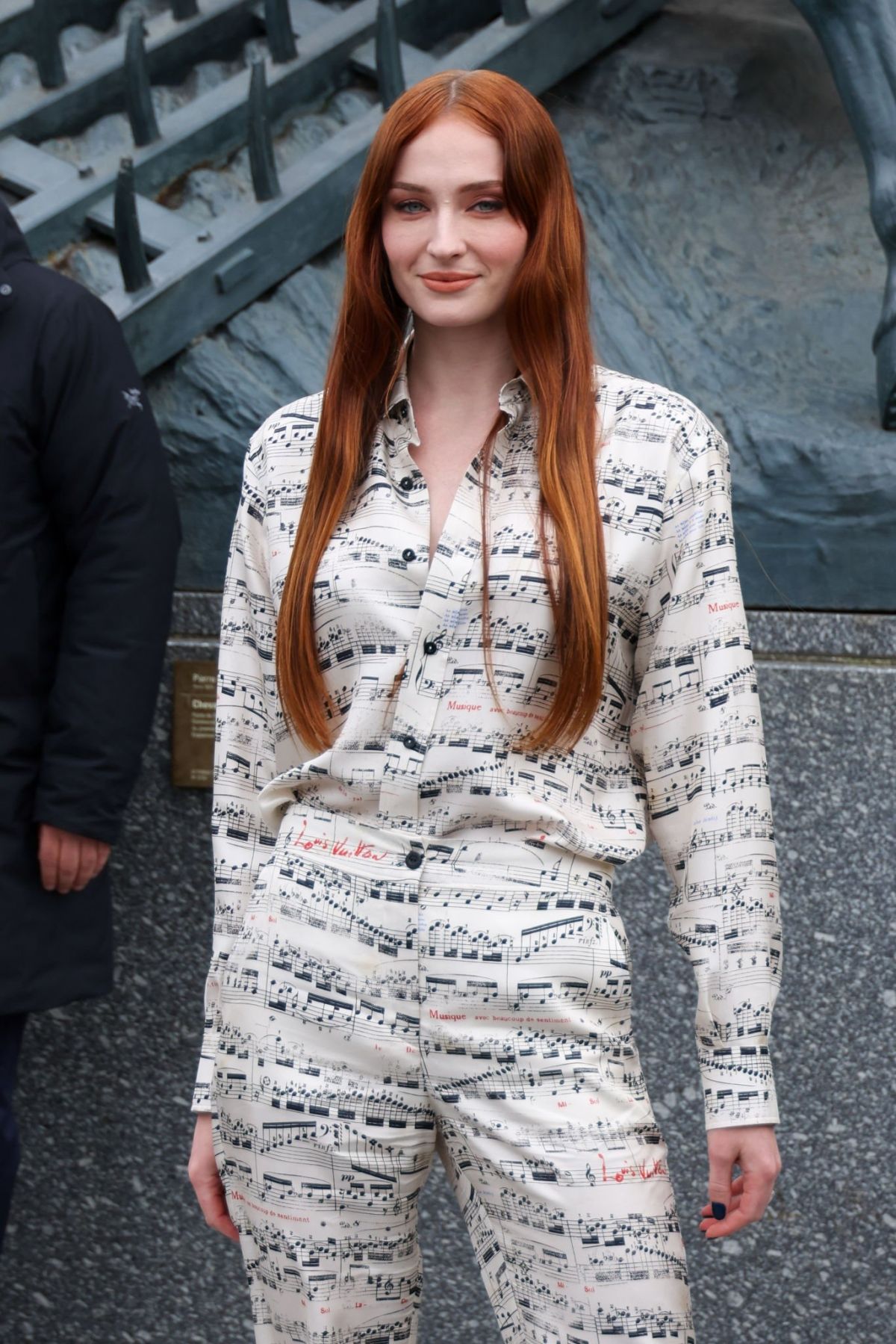 SOPHIE TURNER at Louis Vuitton Womenswear Fall/winter 20232024 Show at