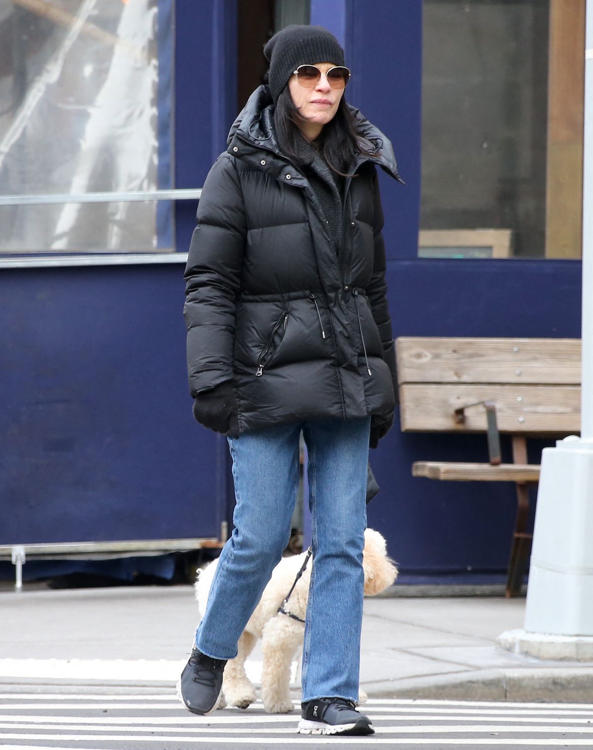 JULIANNA MARQUILES Out with Her Dog in New York 03/31/2023 – HawtCelebs