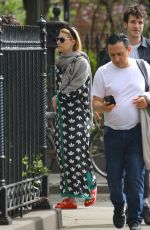 Pregnant CLAIRE DANES Out and About in New York 04/16/2023
