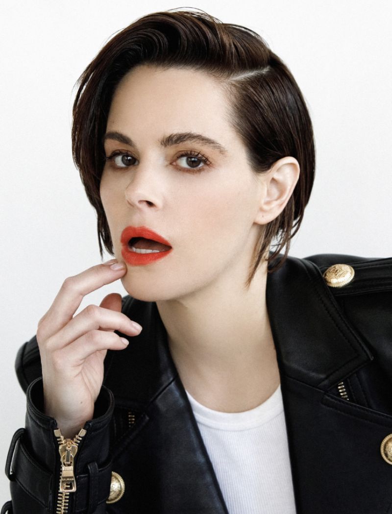 Emily Hampshire In Metro Weekly Magazine May 2023 Hawtcelebs 