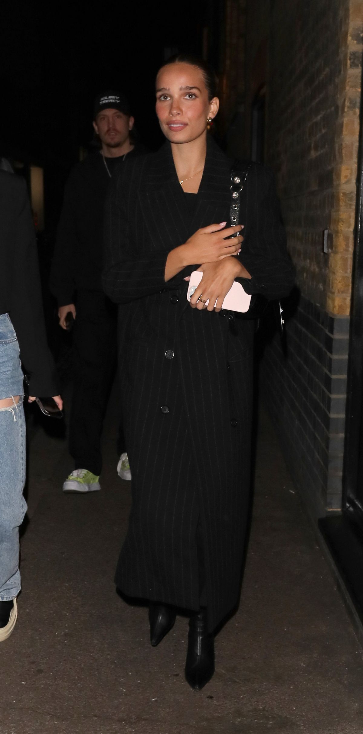 HANA CROSS Arrives at Chiltern Firehouse in London 05/12/2023 – HawtCelebs