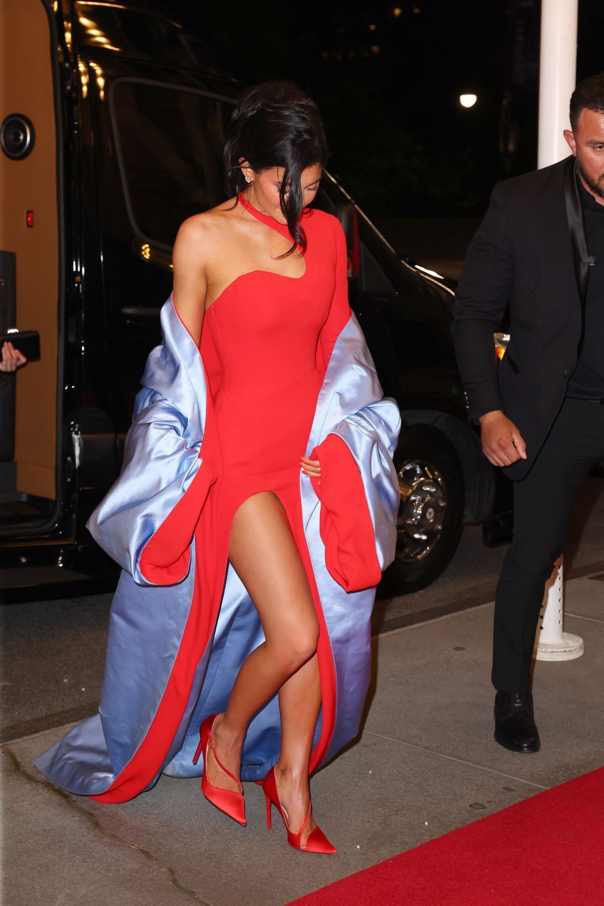 KYLIE JENNER Arrives at Her Hotel After 2023 Met Gala in New York 05/01 ...