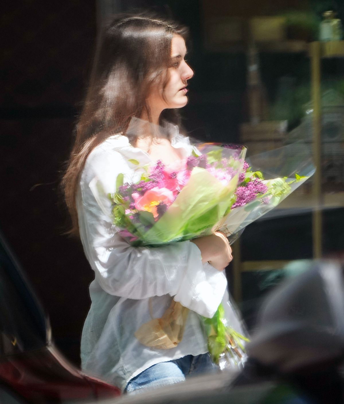 Suri Cruise Out Buying Flowers On Mothers Day In New York 05142023 Hawtcelebs 