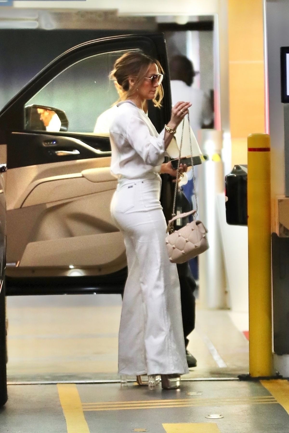 JENNIFER LOPEZ Arrives at an Office Building in Los Angeles 07/20/2023 ...