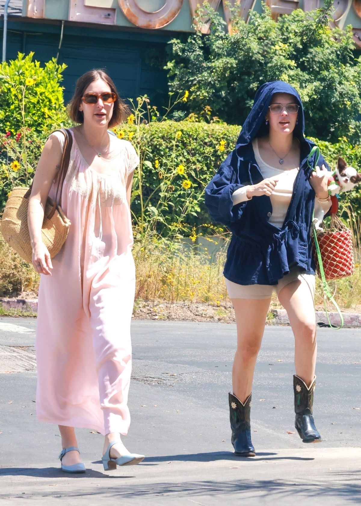 SCOUT and TALLULAH WILLIS Out for Lunch at All Time in Los Feliz 07/18 ...