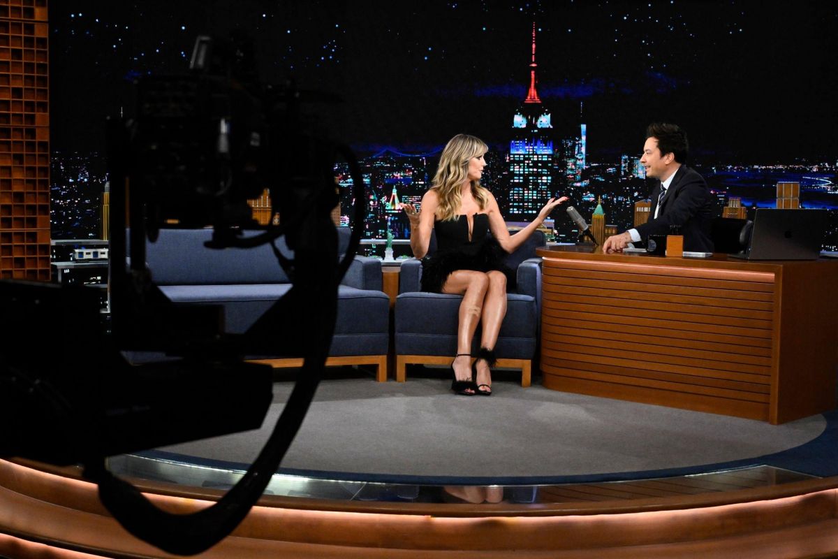 Heidi Klum At Tonight Show Starring Jimmy Fallon 10272023 Hawtcelebs 