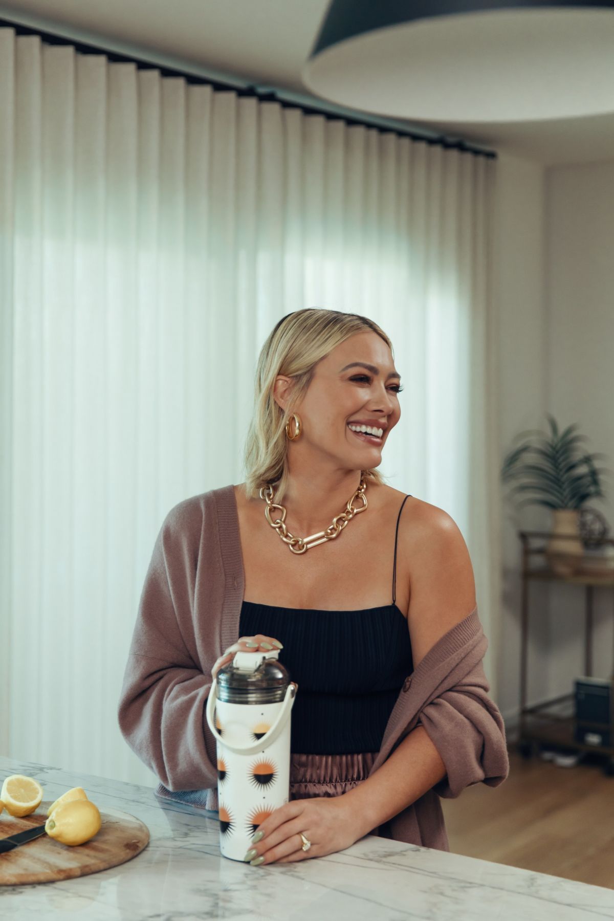 Hilary Duff For Hilary Duff X Brumate Astral Collection 2023 Hawtcelebs 