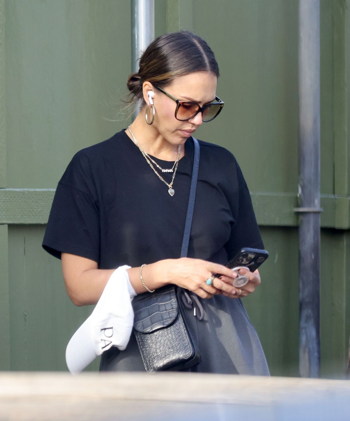 Jessica Alba Out And About In Los Angeles 10 19 2023 4 