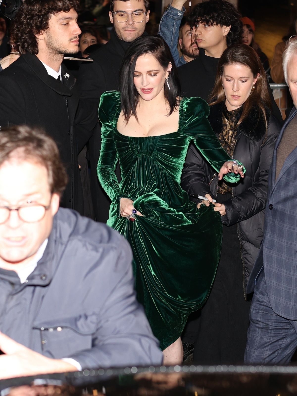Eva Green Arrives At The Three Musketeers Milady Premiere In Paris Hawtcelebs