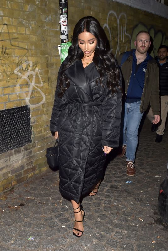 MUNROE BERGDORF Arrives at 93 Feet East Y2K Themed Birthday Party in London 12/15/2023