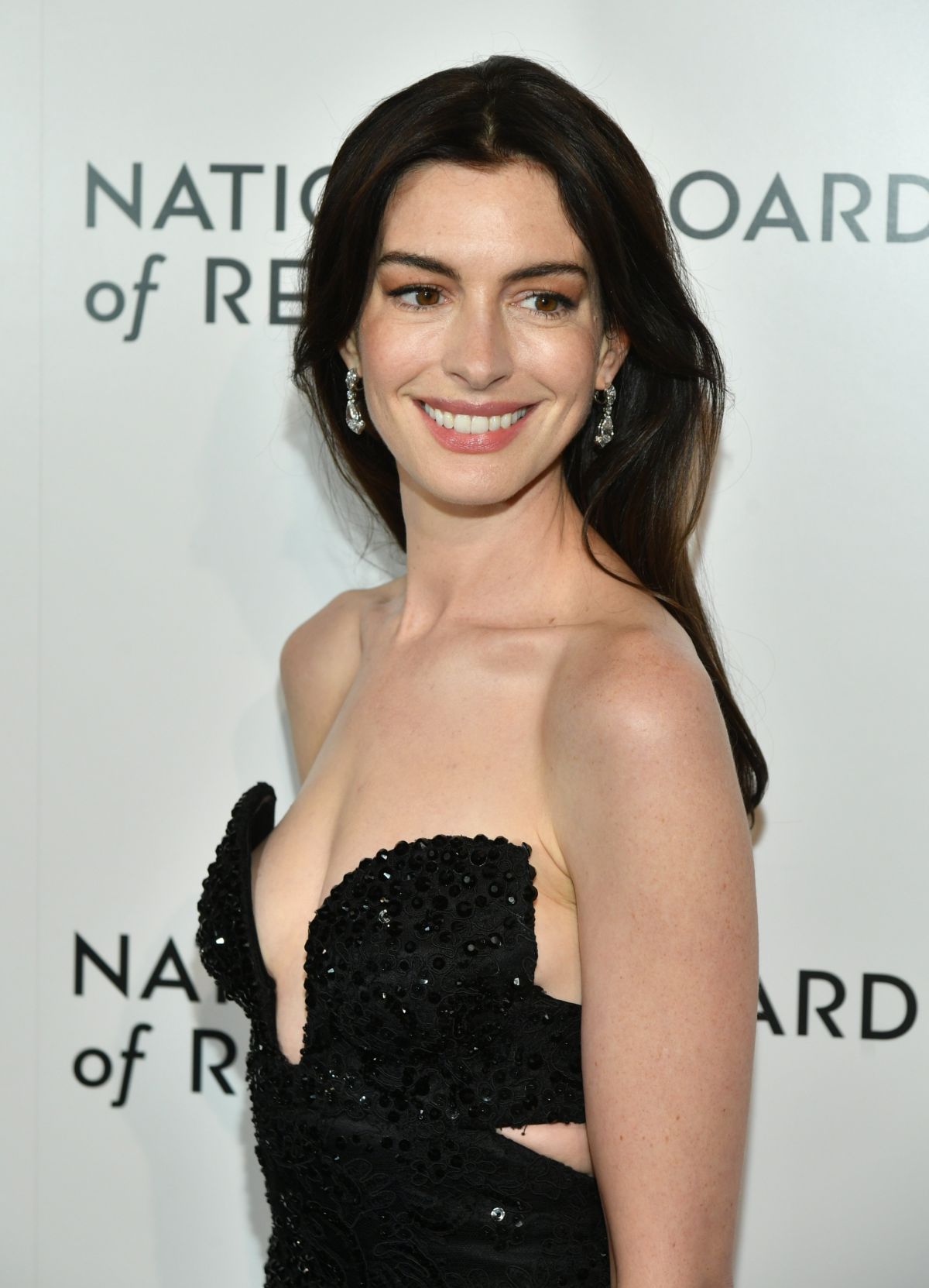 ANNE HATHAWAY at 2024 National Board of Review Gala in New York 01/11