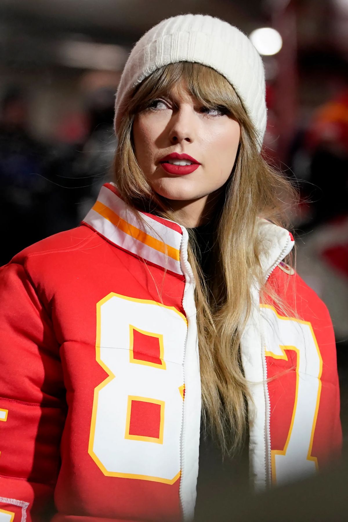 TAYLOR SWIFT at Miami Dolphins vs Kansas City Chiefs AFC WC Playoff