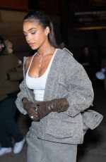 LORI HARVEY Arrives at Marc Jacobs Fashion Show at Park Avenue Armory in New York 02/02/2024
