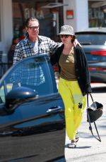 LISA RINNA and Harry Hamlin Out for Brunch in Los Angeles 04/28/2024