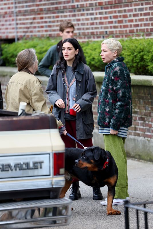 MICHELLE WILLIAMS and JENNY SLATE on the Set of Dying for Sex in Brooklyn 04/18/2024