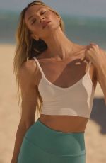 CANDICE SWANEPOEL for Alo Yoga, May 2024
