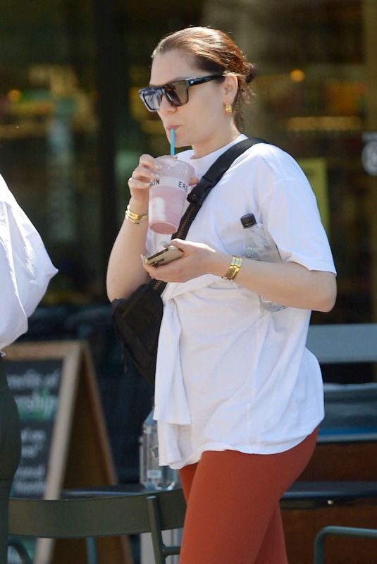 JESSIE J Out for Strawberry Smoothie After a Workout in Los Angeles 05/07/2024
