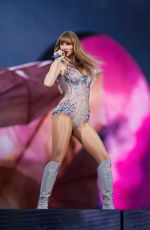 TAYLOR SWIFT Performs at The Eras Tour in Lisbon 05/24/2024