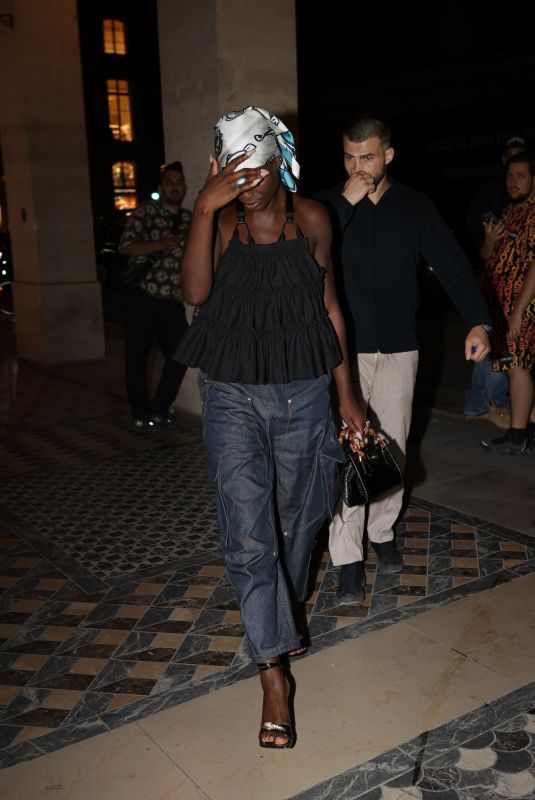 JODIE TURNER-SMITH Out for Dinner at Costes in Paris 06/24/2024
