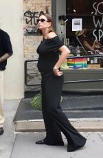 Pregnant HAILEY BIEBER Out for Lunch at Sadelle